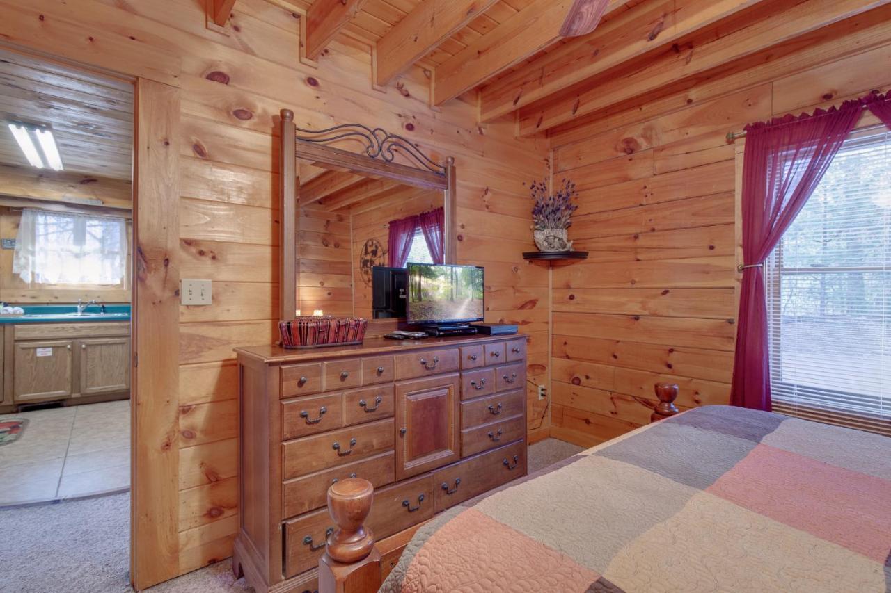 Wildwood Cove, 2 Bedrooms, Fireplace, Wifi, Jetted Tub, Hot Tub, Sleeps 6 Sevierville Dış mekan fotoğraf